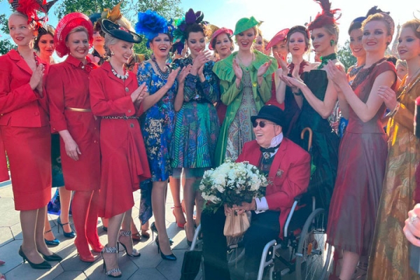 Московская Неделя Моды в Зарядье открылась для посетителей, начав с рекордов