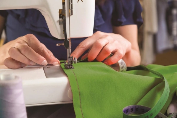 Калужские рукодельницы шьют и вяжут одежду для мобилизованных