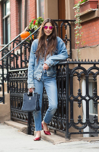 Back to 90s: 5 способов носить mom-джинсы