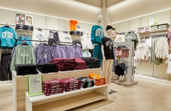 Место флагманского магазина H&M в Москве займет Gloria Jeans